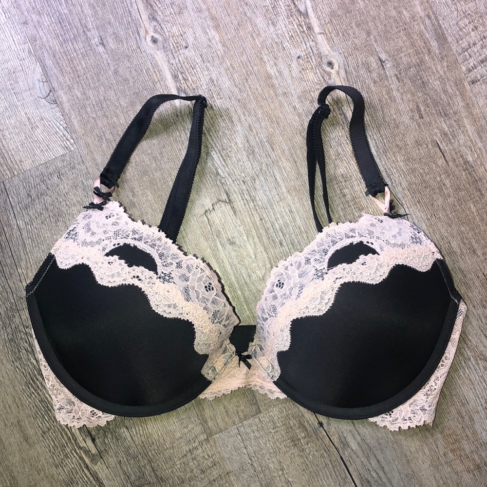 Black and nude lace push up bra